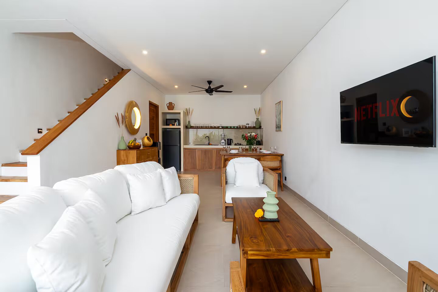 Villa Prunelle living room opening to the pool